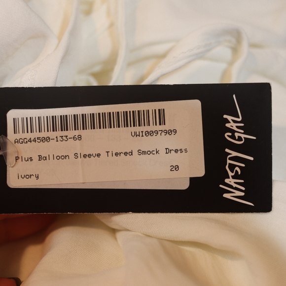 Nasty Gal White Tiered Mini Dress Made in Italy New With Tags Size 20 Poly Blend - Picture 12 of 13